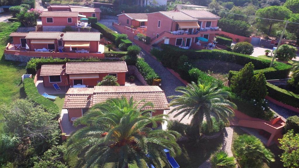 Residence Villa Franca Capoliveri  Exteriör bild