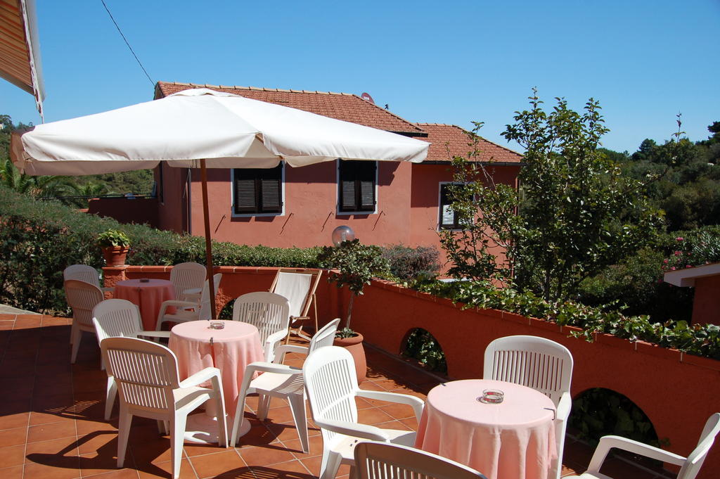 Residence Villa Franca Capoliveri  Exteriör bild